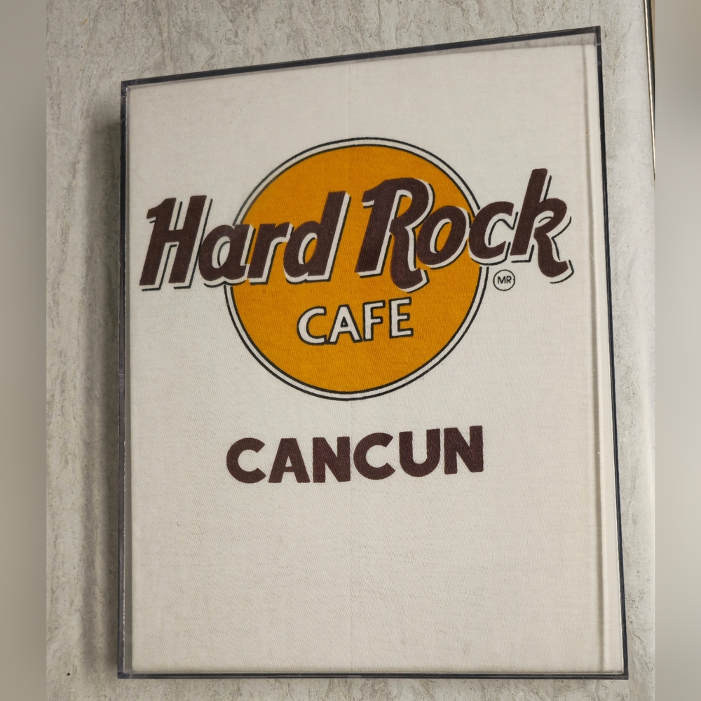 Hard Rock Cafe Cancun White and Orange Tee